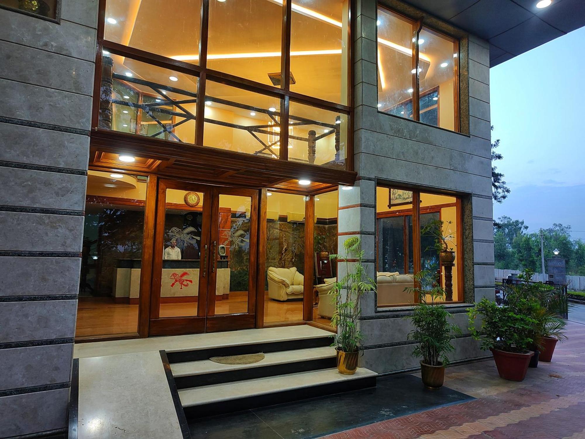 Hotel Presidency Kempegowda International Airport Bangalore Devanahalli Exterior foto